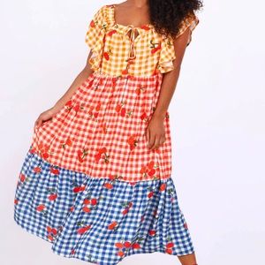 Farm Rio Dress  cropped patch  pitanga vich. Size Medium.